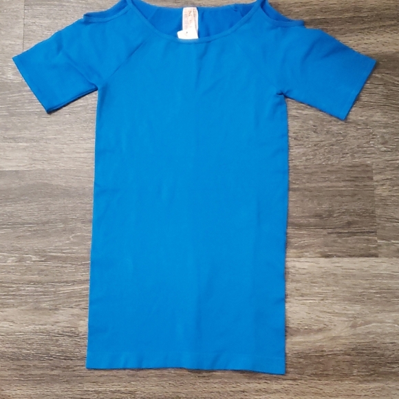 Cold Shoulder Tops - Picture 7 of 8